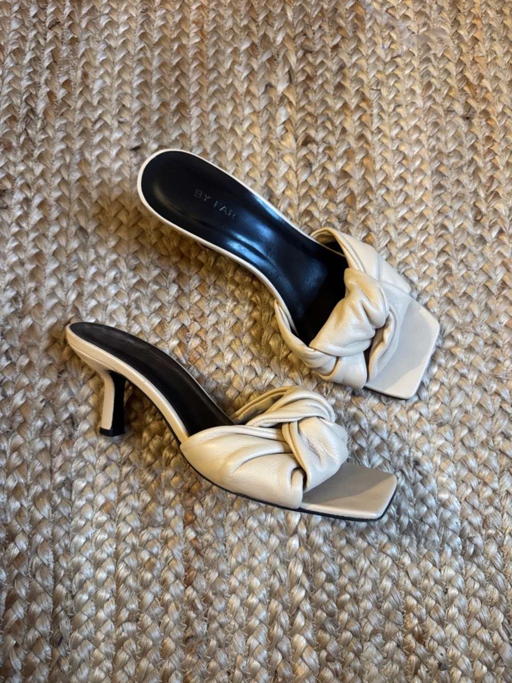 By Far 39 (US 9) Cream Square Toe Knot White Heels Leather